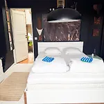 Skatta Secret Penthouse Lejlighed *