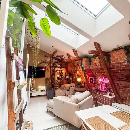 公寓 Skatta Secret Penthouse 赫尔辛基