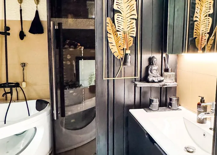 Skatta Secret Penthouse *