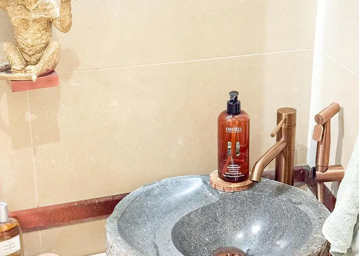 شقة Skatta Secret Penthouse *